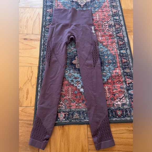 Purple Gymshark leggings fitted sheer see through seamless small xs - Picture 2 of 7